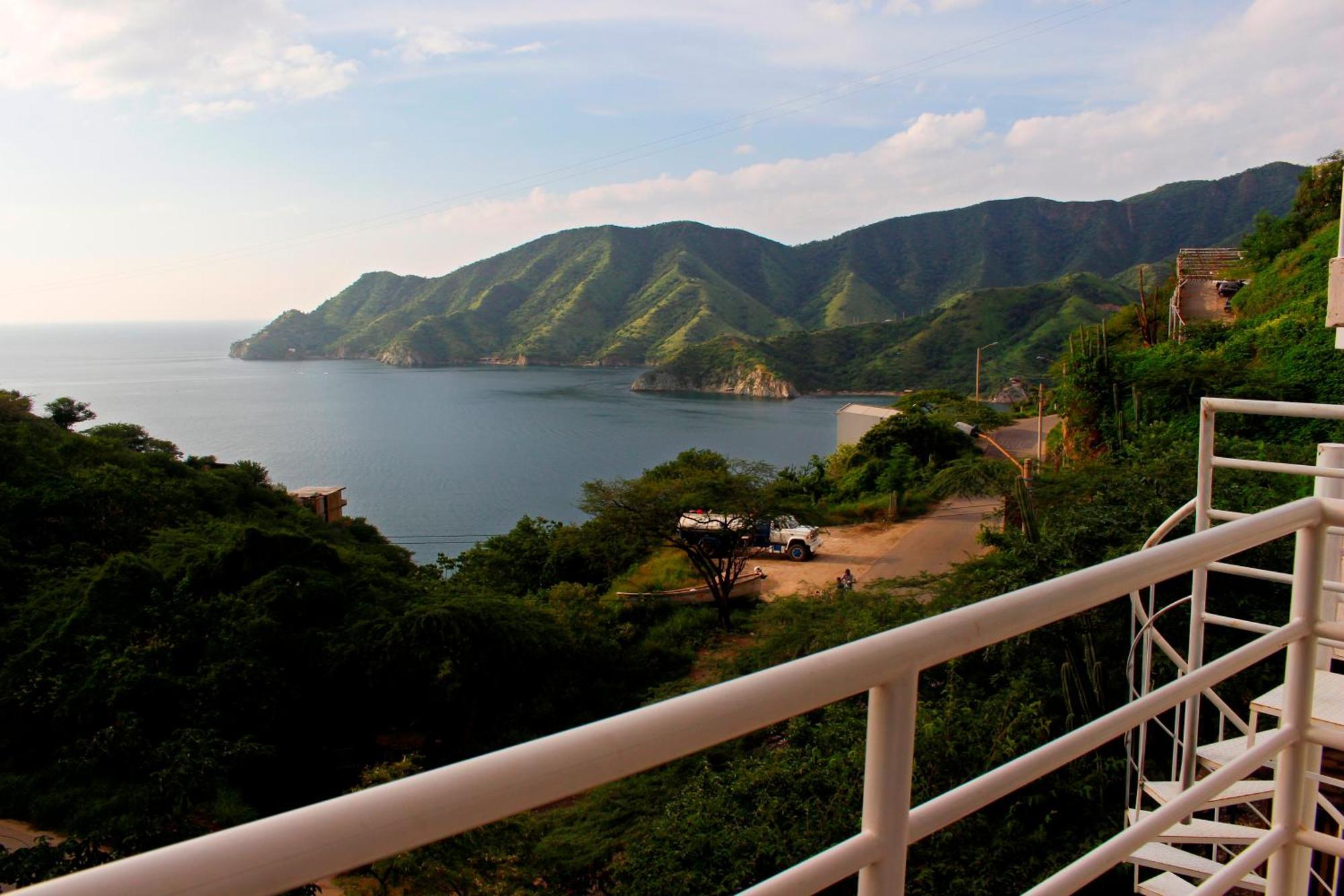 Suitehouse Taganga Exterior photo